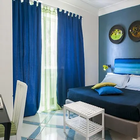 Amalfè Couette-café Maiori